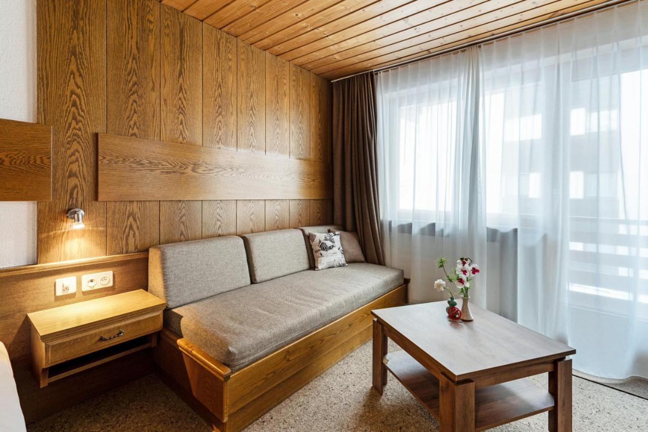 Haus Derby Appartement Samnaun Buitenkant foto